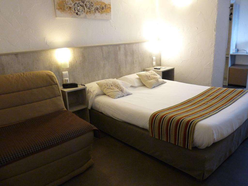 Hotel Bosquet Pau Centre - Self Check In Budget Hotel Zimmer foto